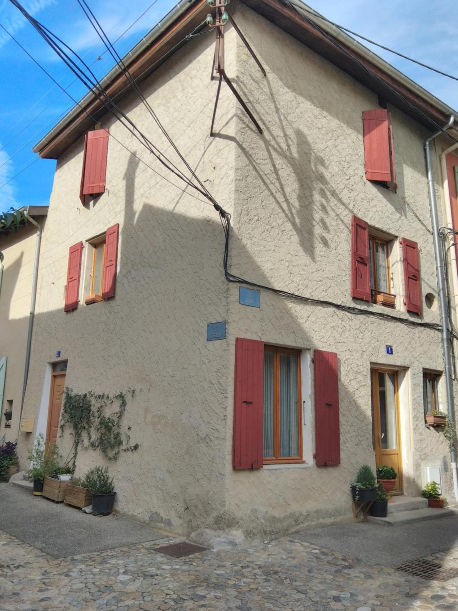 Romans-Sur-Isere, Maison De Rue En Centre Ancien Exterior foto